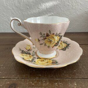 England Royal Standard Yellow Flower Teacup And Saucer Set Fine Bone China